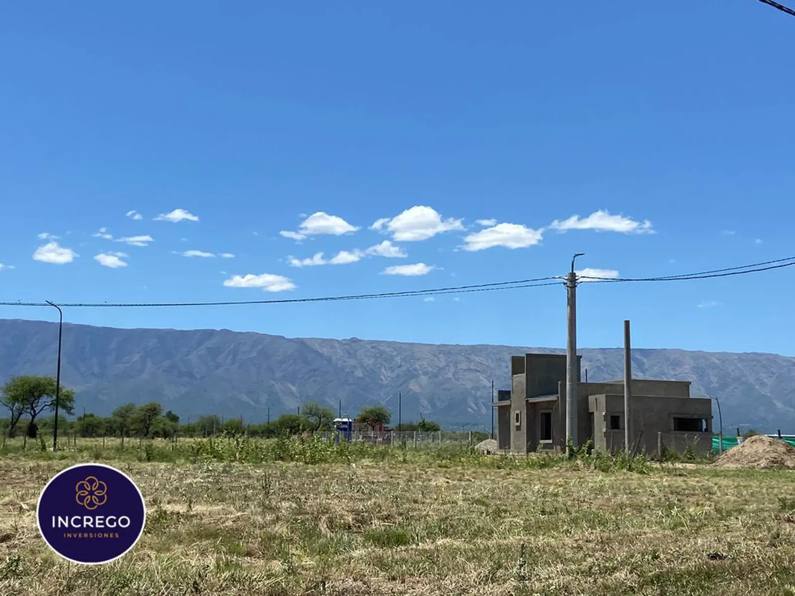 Vivienda en construcción dentro de Solares del Valle · SOL-060-002