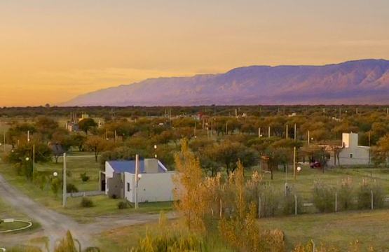Solares del Valle · ingreso y entorno